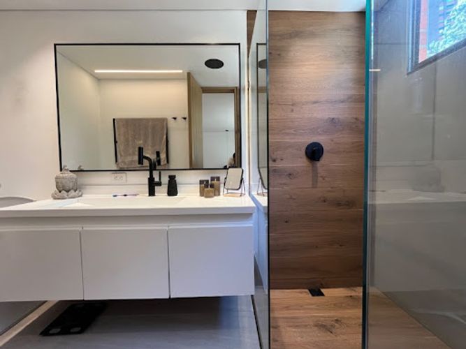 Apartamento de 3 alcobas en venta en El Tesoro, Medellín, 459 m² · foto 8 de 22