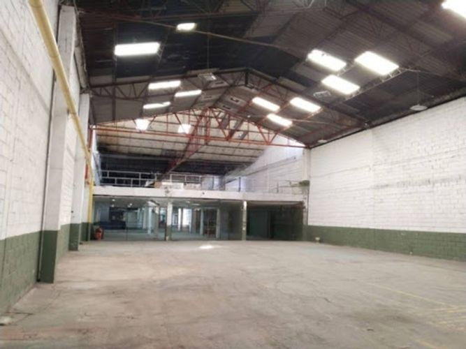 Bodega en arriendo en Playa Rica, Itagüí, 2050 m² · foto 5 de 8