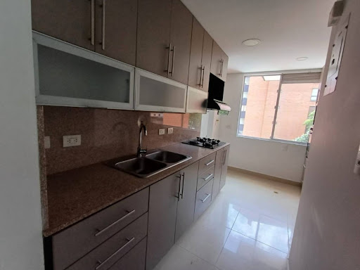 Apartamento en arriendo en Santa Maria De Los Angeles, Medellín · foto 5 de 18