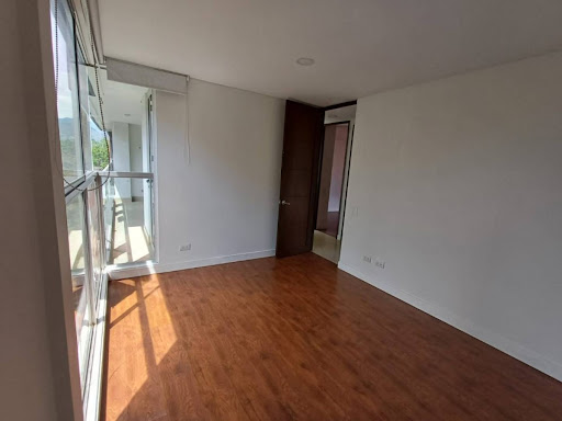 Apartamento en arriendo en Santa Maria De Los Angeles, Medellín · foto 7 de 18
