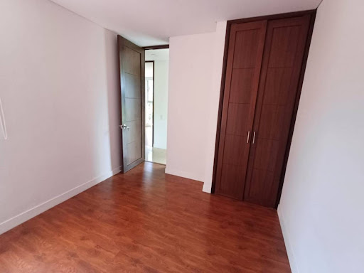 Apartamento en arriendo en Santa Maria De Los Angeles, Medellín · foto 14 de 18