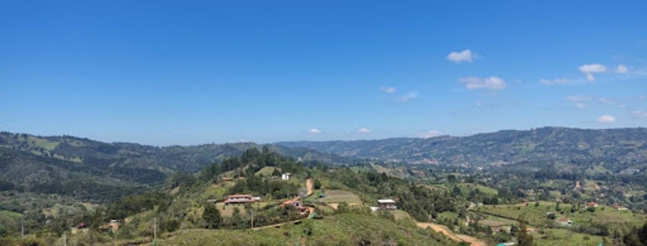 Lote en venta en El Salado, Guarne, 2586 m² · foto 7 de 7
