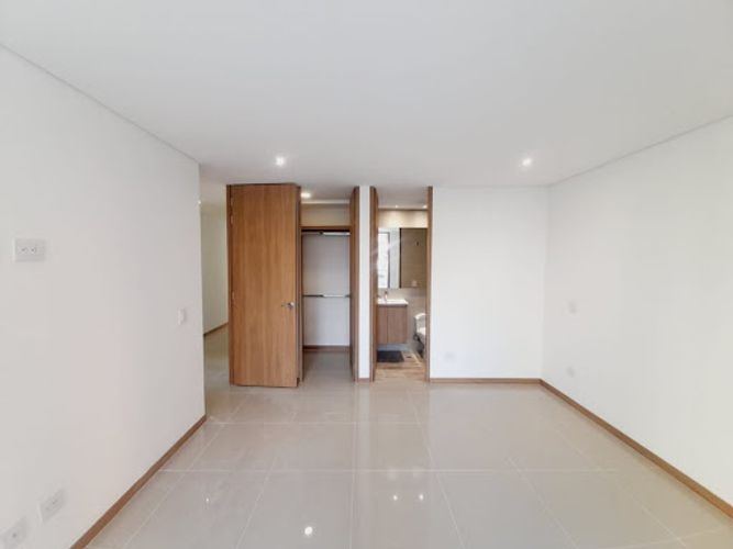Apartamento en venta en El Portal, Itagüí · foto 9 de 24
