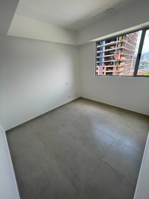Apartamento de 3 alcobas en arriendo en El Carmelo, Envigado, 85 m² · foto 13 de 17