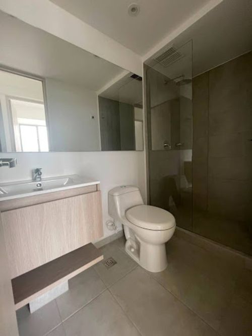 Apartamento de 3 alcobas en arriendo en El Carmelo, Envigado, 85 m² · foto 15 de 17
