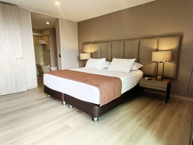 Apartamento de 2 alcobas en venta en Cristo Rey, Medellín, 77 m² · foto 9 de 16
