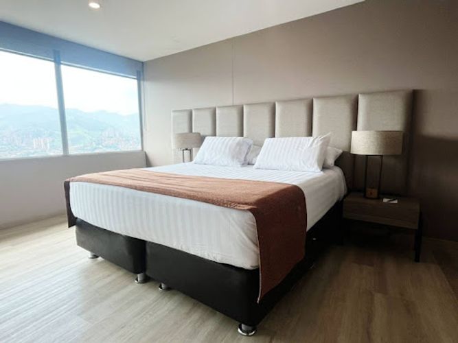 Apartamento de 2 alcobas en venta en Cristo Rey, Medellín, 77 m² · foto 16 de 16