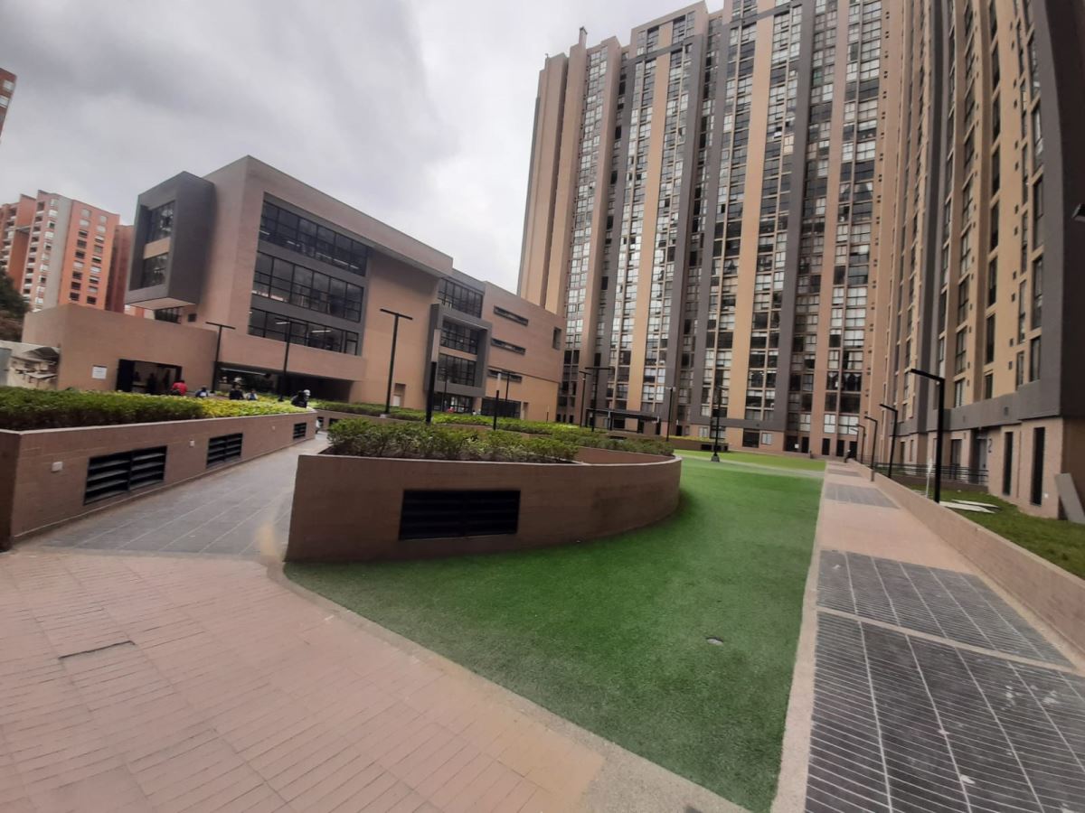 Apartamento en Arriendo en Colina Campestre, Bogotá