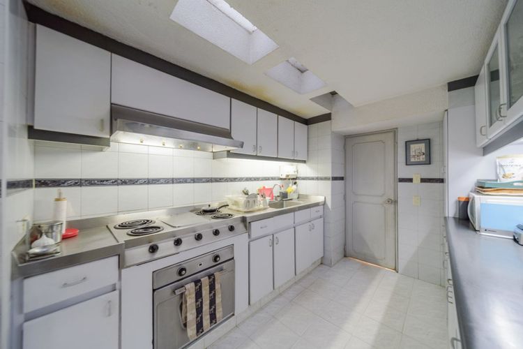 Casa de 5 alcobas en venta en Malibu, Bogotá, 356 m² · foto 13 de 24