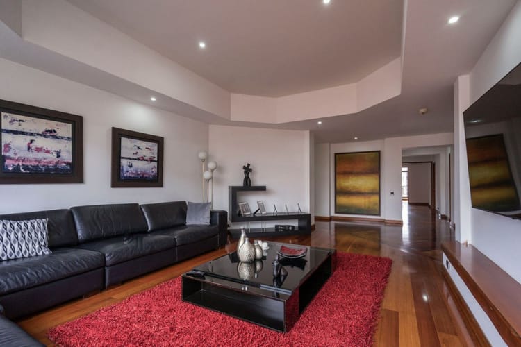 Apartamento de 6 alcobas en venta en San Patricio, Bogotá, 383 m² · foto 2 de 24