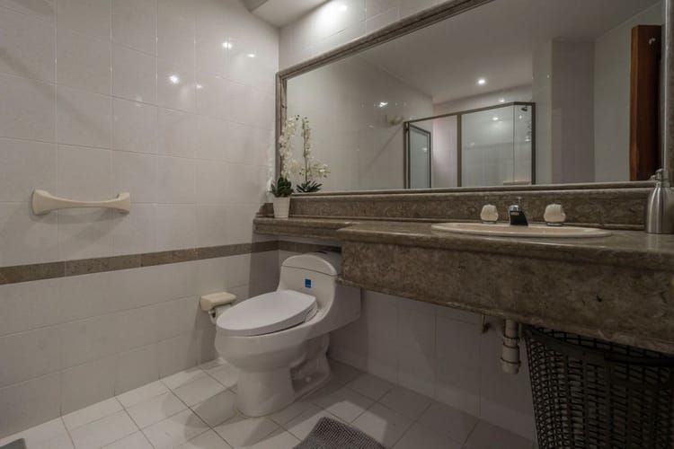 Apartamento de 6 alcobas en venta en San Patricio, Bogotá, 383 m² · foto 14 de 24