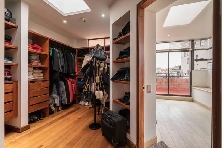 Apartamento de 6 alcobas en venta en San Patricio, Bogotá, 383 m² · foto 22 de 24