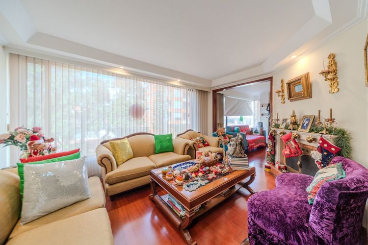 Apartamento de 3 alcobas en venta en Santa Barbara Occidental, Bogotá, 150 m² · foto 3 de 24