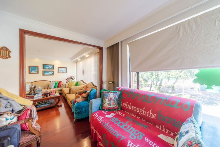 Apartamento de 3 alcobas en venta en Santa Barbara Occidental, Bogotá, 150 m² · foto 6 de 24