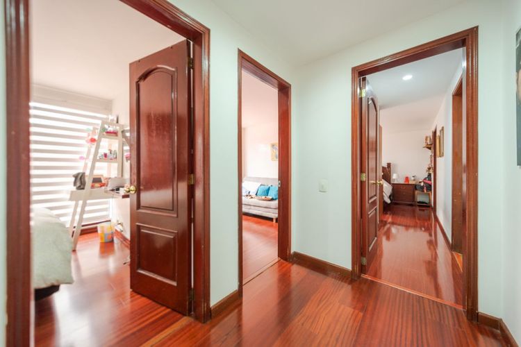 Apartamento de 3 alcobas en venta en Santa Barbara Occidental, Bogotá, 150 m² · foto 20 de 24