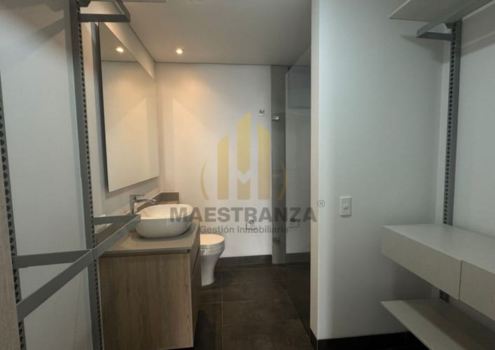 Apartamento de 2 alcobas en arriendo en Los Balsos, Medellín, 87 m² · foto 16 de 24