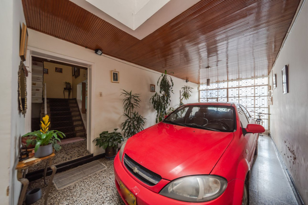 Casa en venta en Galerias, Bogotá · foto 11 de 24