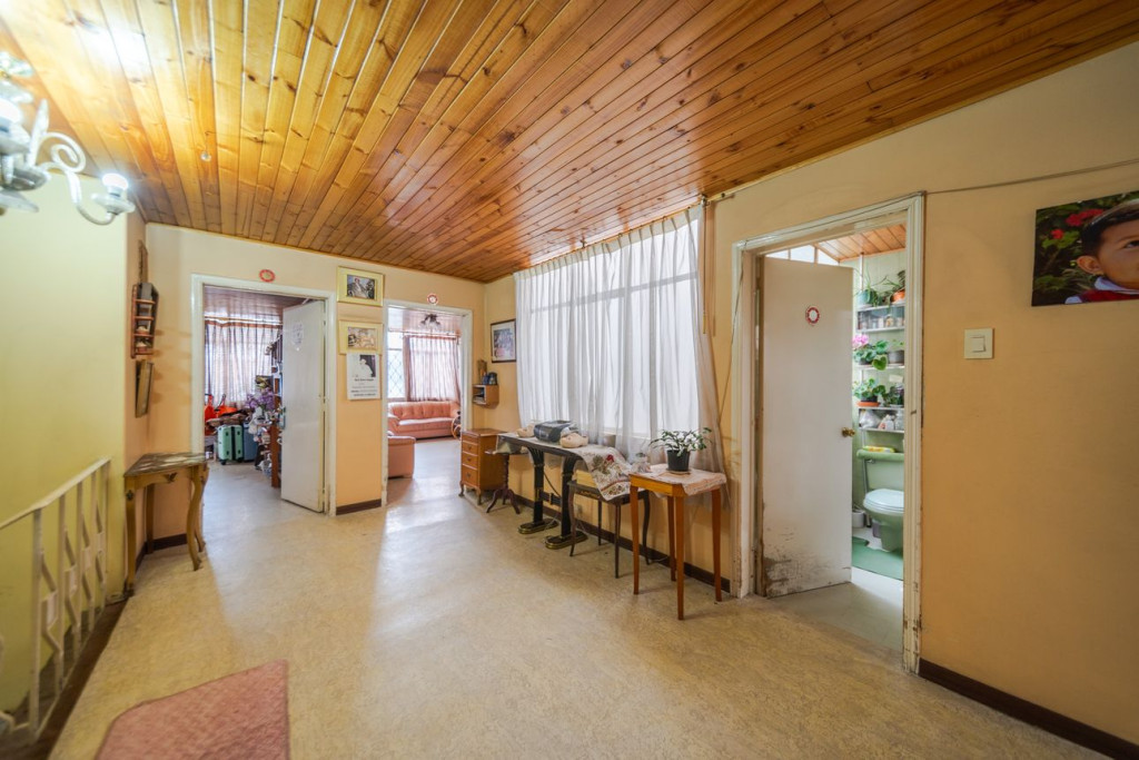 Casa en venta en Galerias, Bogotá · foto 12 de 24