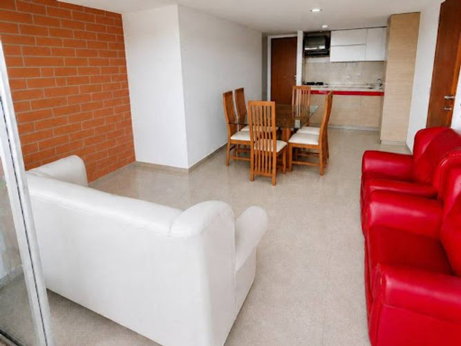 Apartamento de 3 alcobas en venta en El Faro, Rionegro, 77 m² · foto 3 de 14