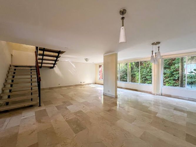 Casa de 4 alcobas en venta en Los Balsos, Medellín, 338 m² · foto 4 de 24