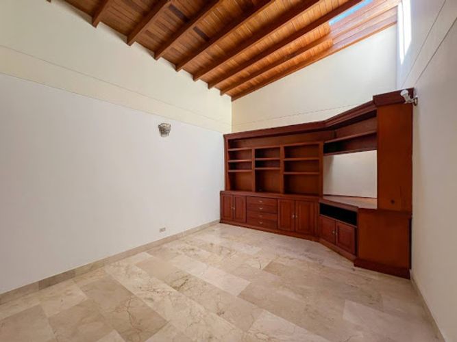 Casa de 4 alcobas en venta en Los Balsos, Medellín, 338 m² · foto 10 de 24