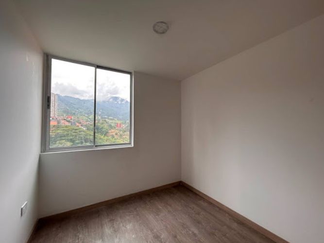 Apartamento en venta en Aves Maria, Itagüí · foto 9 de 15