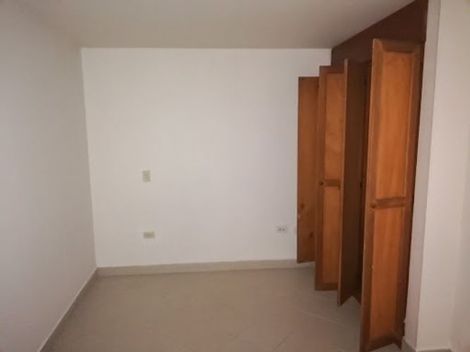Apartamento en venta en Alfonso Lopez, Medellín · foto 8 de 17