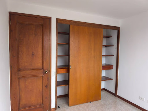 Apartamento en venta en Jardines, Envigado · foto 9 de 24