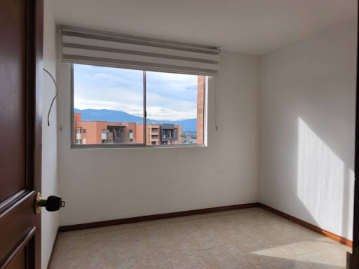 Apartamento en venta en Jardines, Envigado · foto 12 de 24