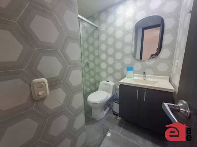 Apartamento de 4 alcobas en venta en Rionegro, 146 m² · foto 10 de 12