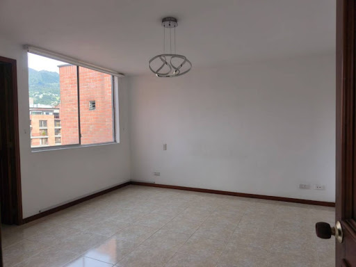 Apartamento en venta en Jardines, Envigado · foto 13 de 24