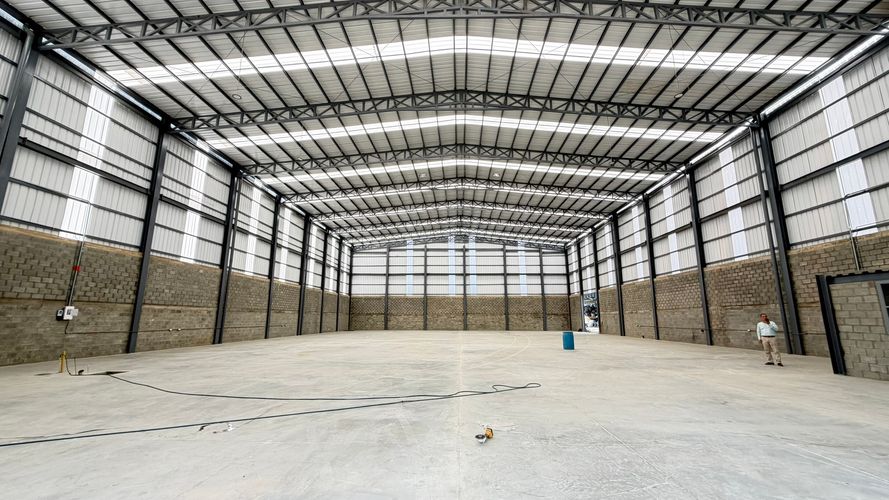 Bodega en arriendo en Cencar- Yumbo, Yumbo, 1600 m² · foto 2 de 16
