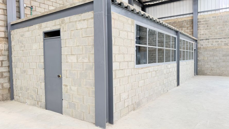 Bodega en arriendo en Cencar- Yumbo, Yumbo, 1600 m² · foto 14 de 16