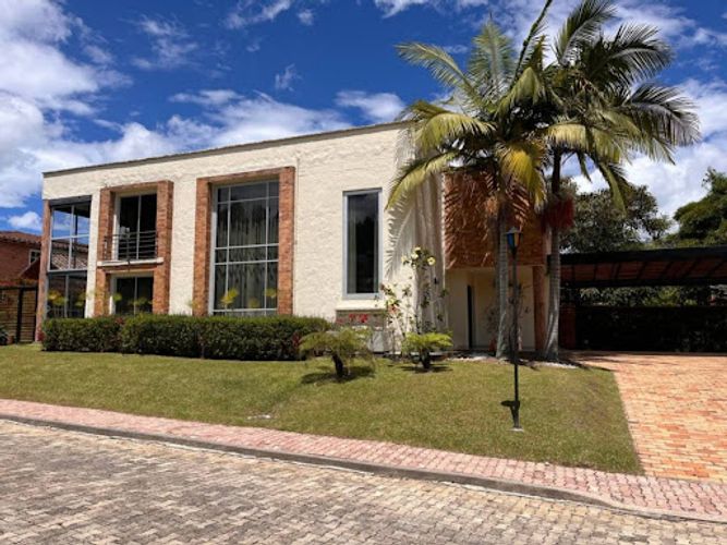 Casa de 3 alcobas en venta en El Retiro, 730 m² · foto 12 de 16