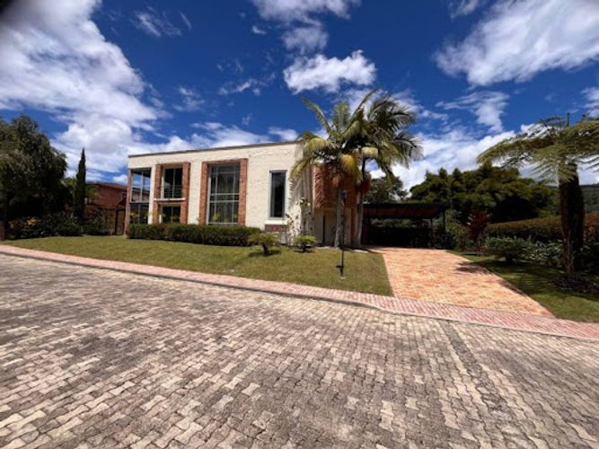 Casa de 3 alcobas en venta en El Retiro, 730 m² · foto 16 de 16