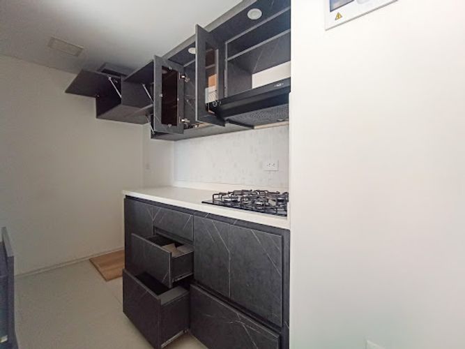 Apartamento de 3 alcobas en venta en La Macarena, Rionegro, 56 m² · foto 2 de 13