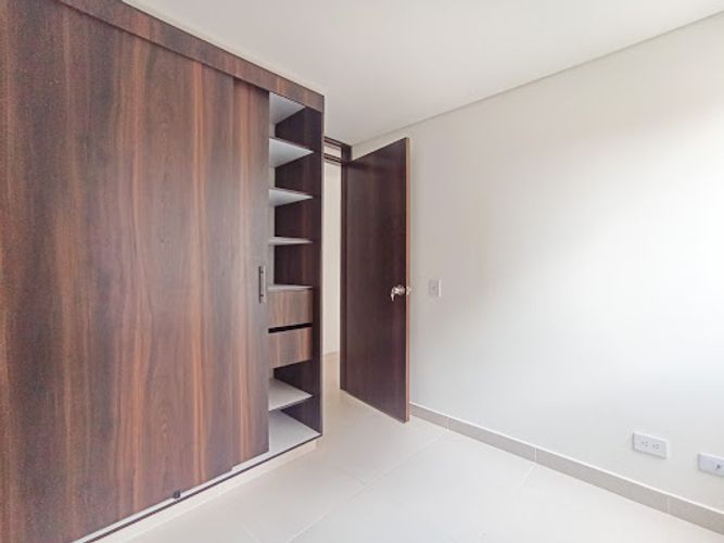 Apartamento de 3 alcobas en venta en La Macarena, Rionegro, 56 m² · foto 6 de 13