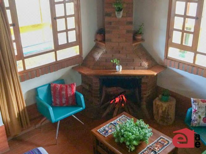 Casa de 5 alcobas en venta en Santa Elena, Medellín · foto 14 de 19