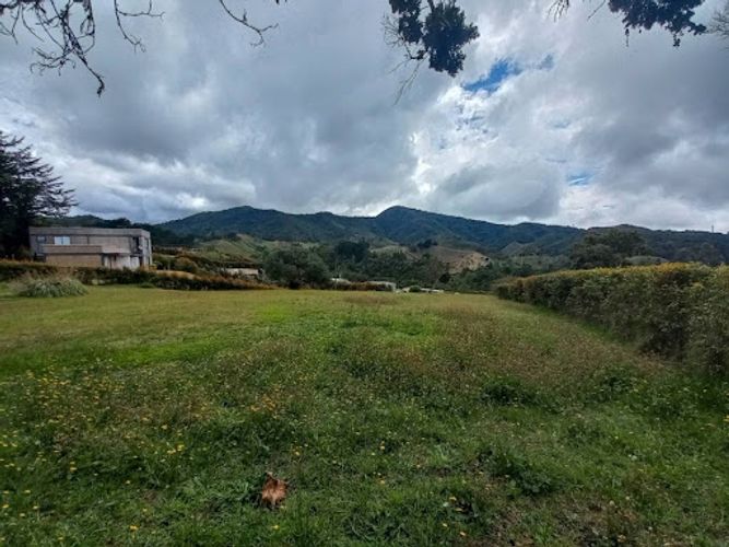 Lote en venta en Pantanillo, El Retiro, 2486 m² · foto 2 de 5