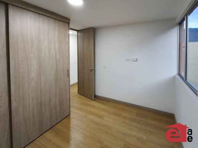 Apartamento de 2 alcobas en venta en Las Antillas, Envigado, 61 m² · foto 3 de 16