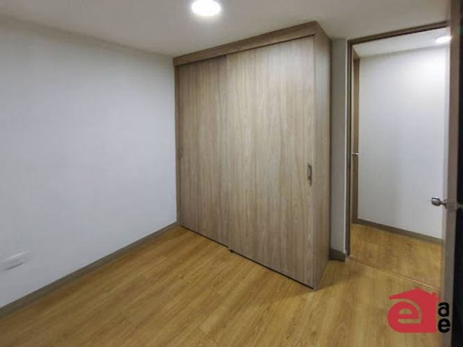 Apartamento de 2 alcobas en venta en Las Antillas, Envigado, 61 m² · foto 5 de 16