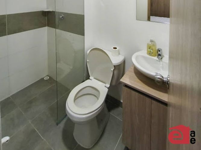 Apartamento de 2 alcobas en venta en Las Antillas, Envigado, 61 m² · foto 12 de 16