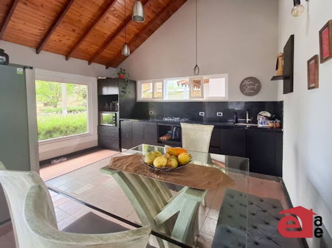 Casa de 5 alcobas en venta en La Honda, Guarne · foto 3 de 24