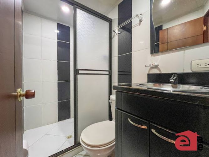 Apartamento en venta en Balcones De Sevilla, Itagüí · foto 8 de 12