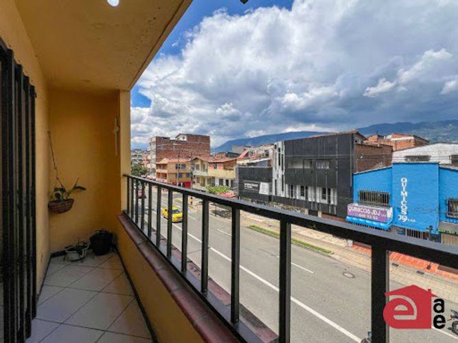 Apartamento en venta en Balcones De Sevilla, Itagüí · foto 10 de 12