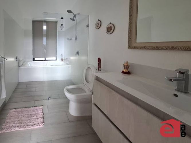 Casa de 5 alcobas en venta en Lomitas, La Ceja · foto 8 de 23