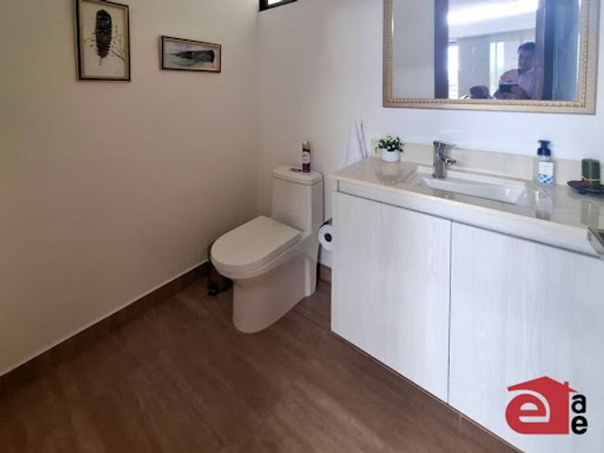 Casa de 5 alcobas en venta en Lomitas, La Ceja · foto 9 de 23