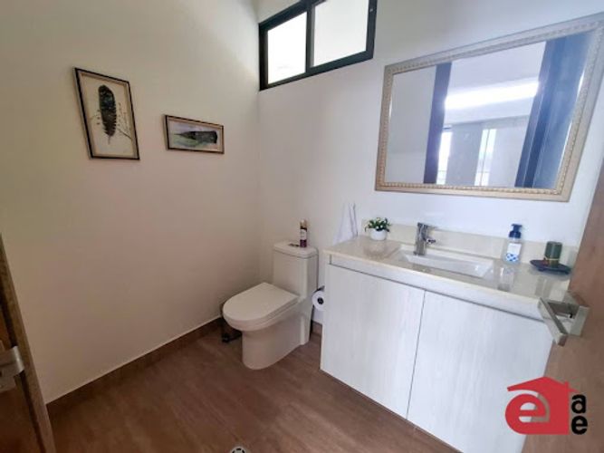 Casa de 5 alcobas en venta en Lomitas, La Ceja · foto 10 de 23