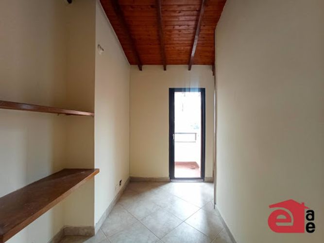 Apartamento de 3 alcobas en venta en Alto De Misael, Envigado, 99 m² · foto 2 de 14
