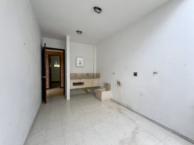 Finca en venta en Loma Del Escobero, Envigado, 3915 m² · foto 18 de 24